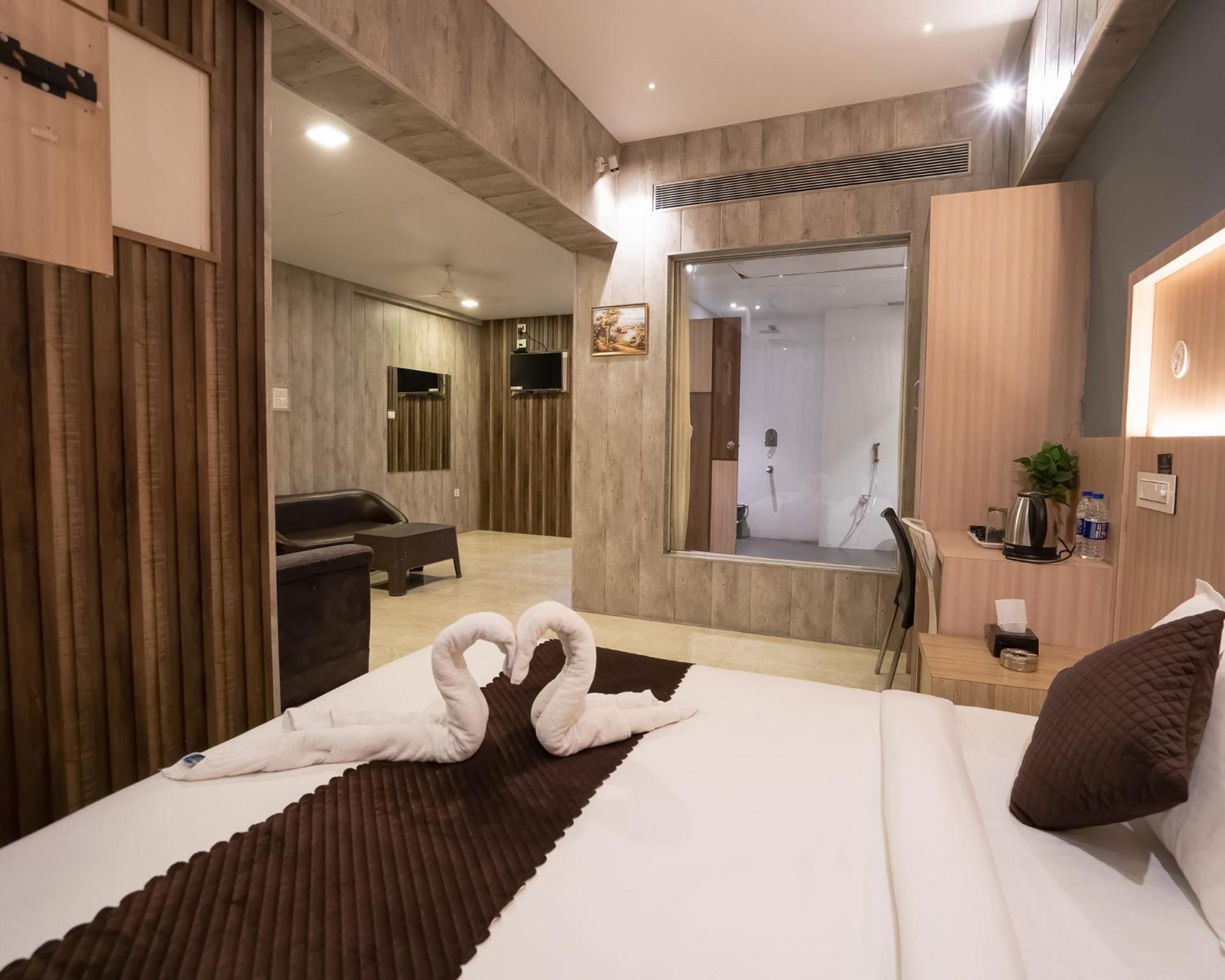 Hotel Grand Seasons- Navi Mumbai Esterno foto
